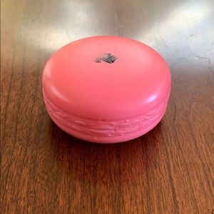 Lancôme les Macarons in 01 Rose Whipped Cream